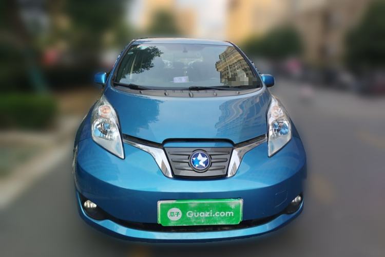 Used Venucia Leaf 2014 Navigation Version 6.6 KW Front
