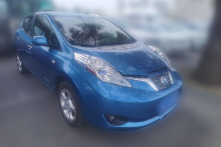 Used Venucia Leaf 2014 Navigation Version 6.6 KW Front Right 45 Deg