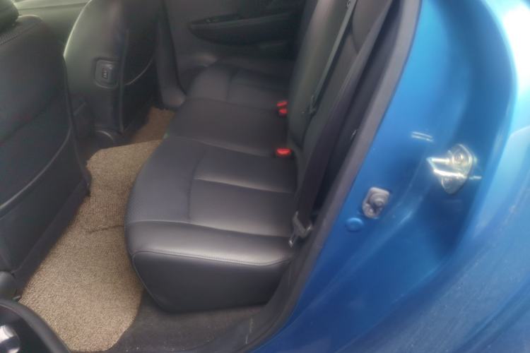 Used Venucia Leaf 2014 Navigation Version 6.6 KW Left Rear Seat