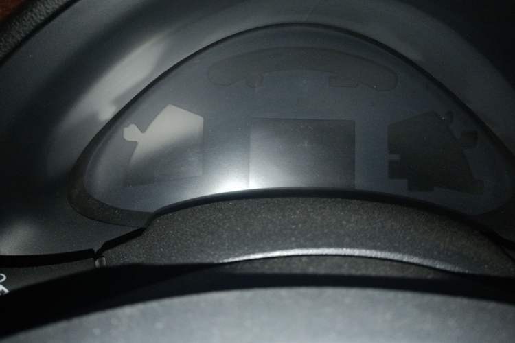 Used Venucia Leaf 2014 Lingfeng Edition 6.6 KW Odometer Close Up
