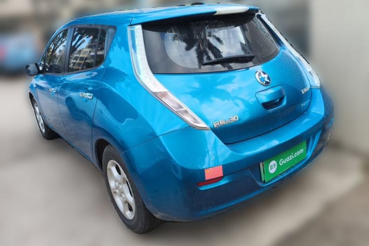 Used Venucia Leaf 2014 Lingfeng Edition 6.6 KW Rear Left 45 Deg