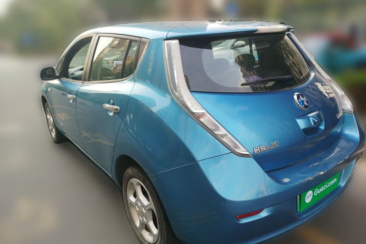 Used Venucia Leaf 2014 Navigation Version 6.6 KW Rear Left 45 Deg