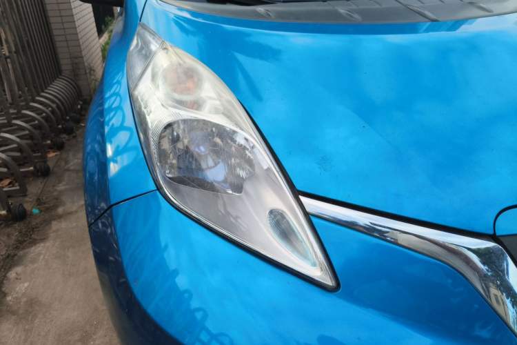 Used Venucia Leaf 2014 Lingfeng Edition 6.6 KW Right Front Headlight
