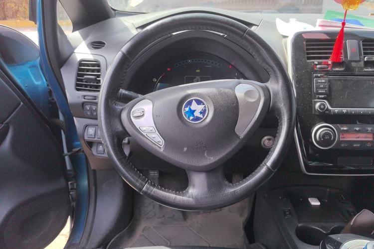 Used Venucia Leaf 2014 Navigation Version 6.6 KW Steering Wheel