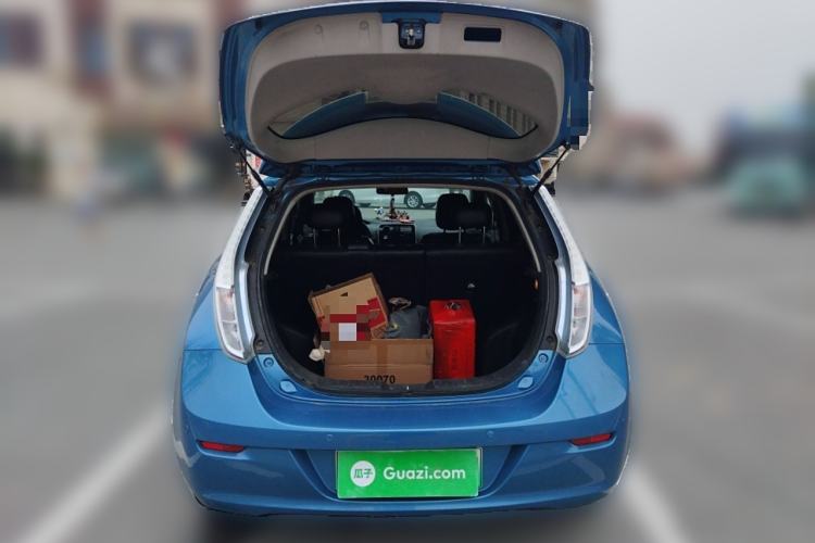Used Venucia Leaf 2014 Navigation Version 6.6 KW Trunk