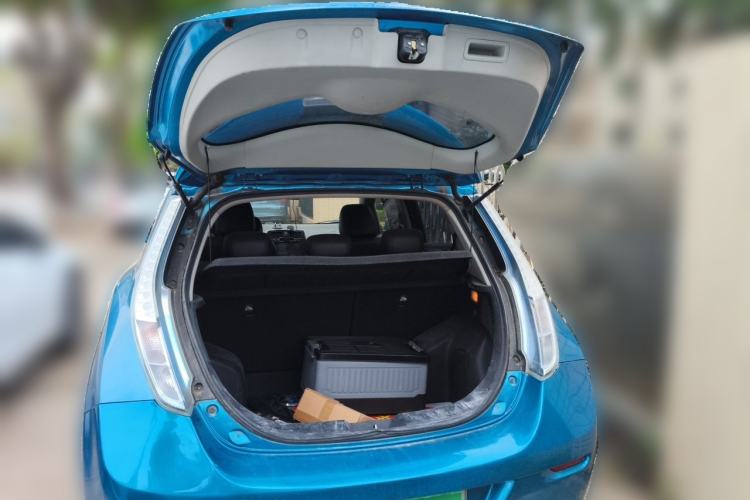 Used Venucia Leaf 2014 Navigation Version 6.6 KW Trunk