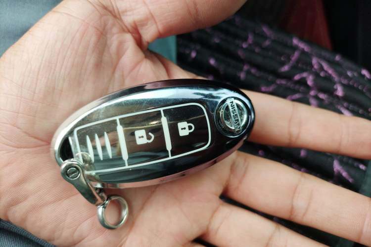 Used Venucia Leaf 2014 Navigation Version 6.6 KW Vehicle Key
