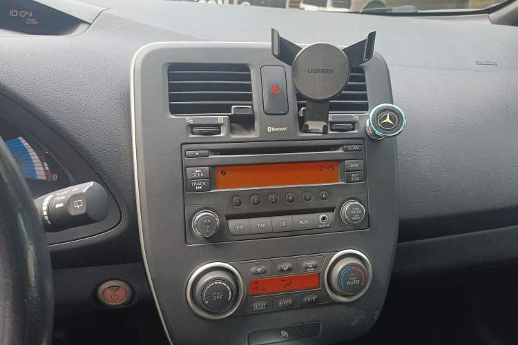 Used Venucia Leaf 2014 Lingfeng Edition 3.6KW Audio And AC Panel