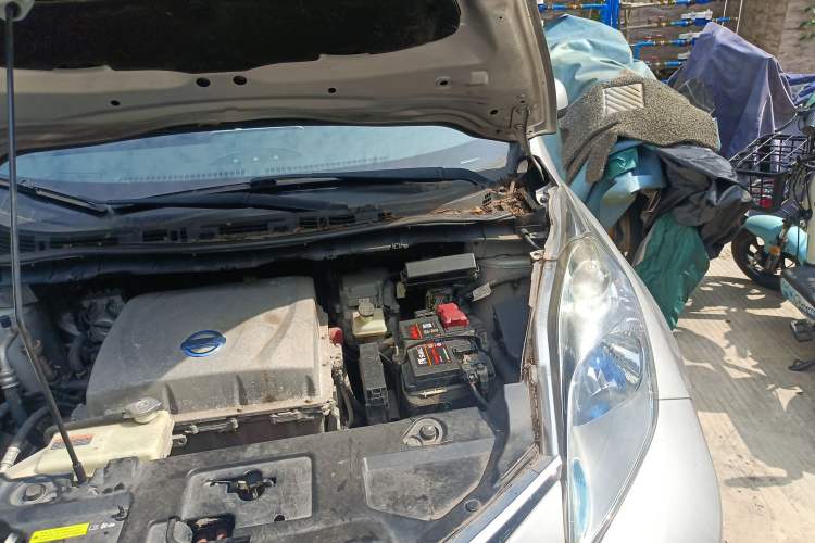 Used Venucia Leaf 2014 Lingfeng Edition 3.6KW Engine Bay Left