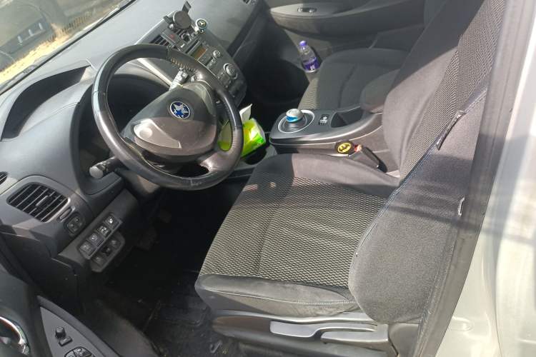 Used Venucia Leaf 2014 Lingfeng Edition 3.6KW Left Front Seat