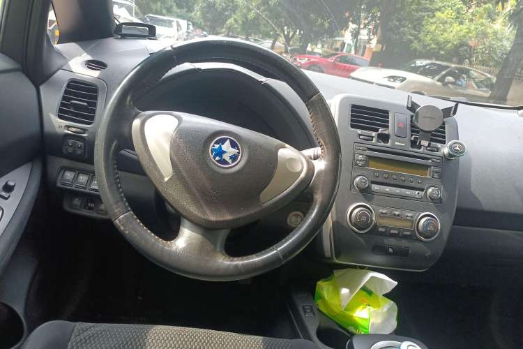 Used Venucia Leaf 2014 Lingfeng Edition 3.6KW Steering Wheel