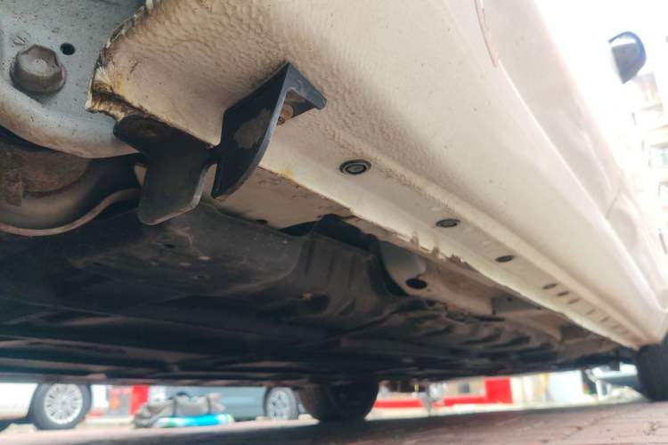 Used Venucia Leaf 2014 Lingfeng Edition 6.6 KW Chassis Rear Right