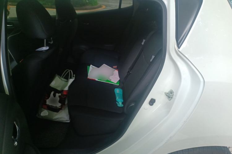 Used Venucia Leaf 2014 Lingfeng Edition 6.6 KW Left Rear Seat