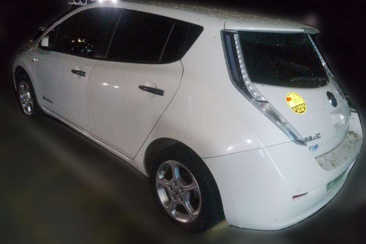 Used Venucia Leaf 2014 Navigation Version 6.6 KW Rear Left 45 Deg