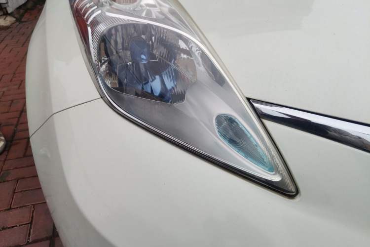 Used Venucia Leaf 2014 Lingfeng Edition 6.6 KW Right Front Headlight