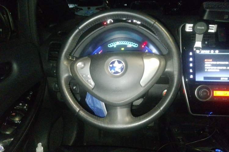 Used Venucia Leaf 2014 Navigation Version 6.6 KW Steering Wheel