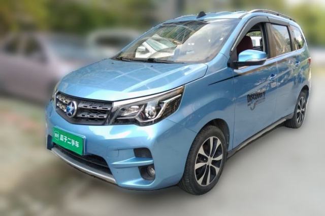 Venucia M50V 2017 1.6L XL CVT Luxury Edition с пробегом
