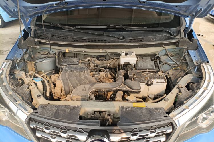 Used Venucia M50V 2017 1.6L XL CVT Luxury Edition Engine Bay