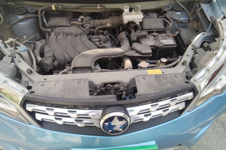 Used Venucia M50V 2017 1.6L XL CVT Luxury Edition Engine Bay