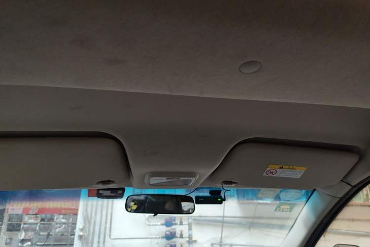 Used Venucia M50V 2017 1.6L XL CVT Luxury Edition Headliner