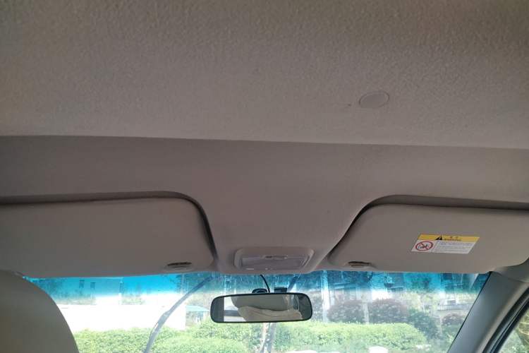 Used Venucia M50V 2017 1.6L XL CVT Luxury Edition Headliner