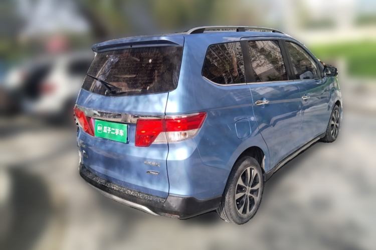 Used Venucia M50V 2017 1.6L XL CVT Luxury Edition Rear Right 45 Deg