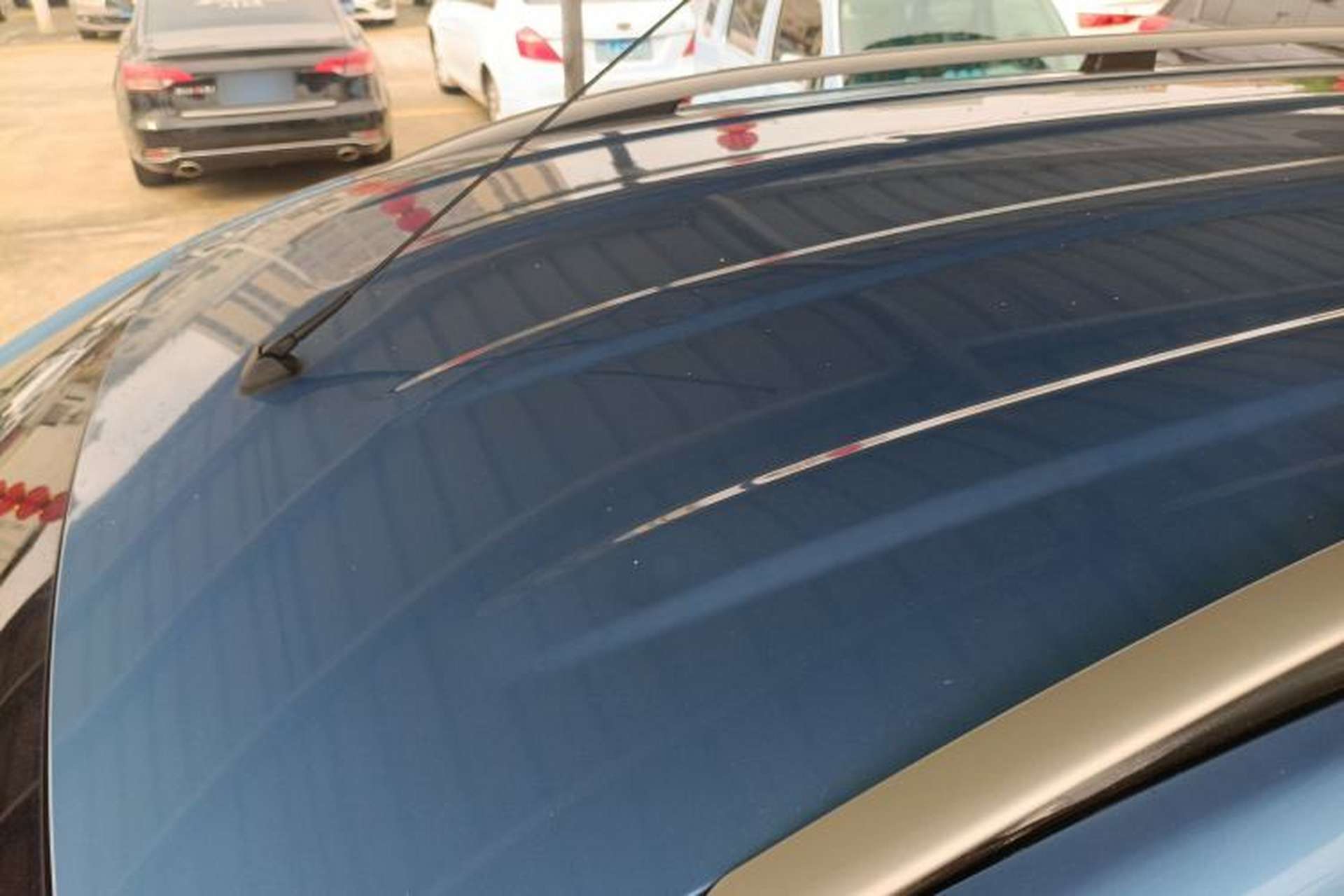 Used Venucia M50V 2017 1.6L XL CVT Luxury Edition Roof