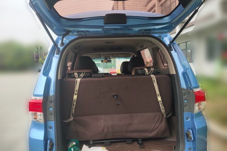 Used Venucia M50V 2017 1.6L XL CVT Luxury Edition Trunk
