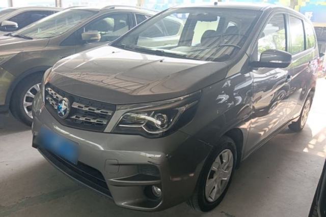 Used Venucia M50V 2017 1.5L XE Manual Standard Edition