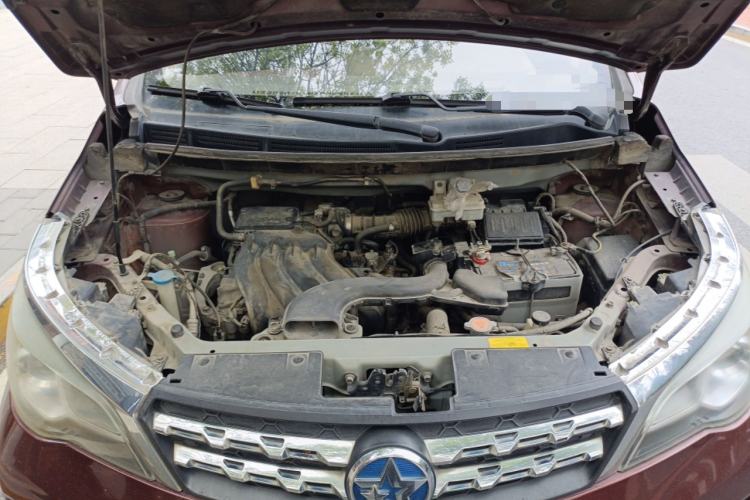 Used Venucia M50V 2017 1.6L XL CVT Luxury Edition Engine Bay