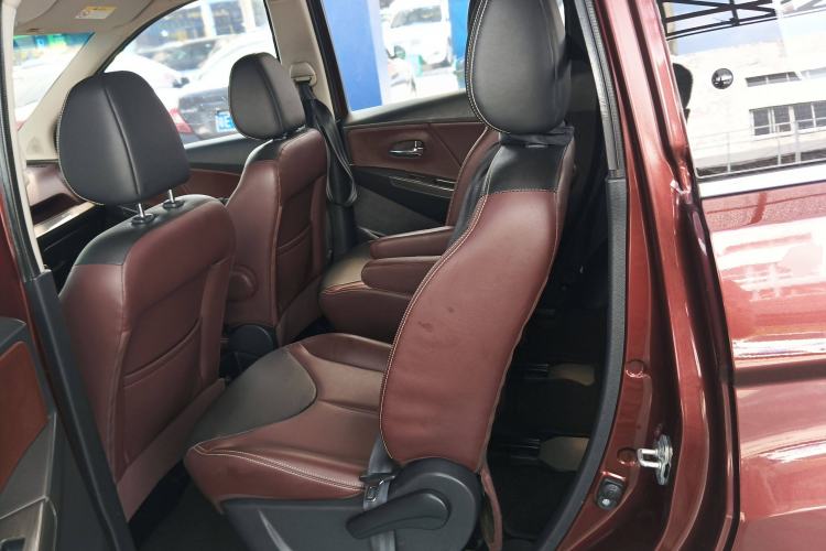 Used Venucia M50V 2017 1.6L XL CVT Luxury Edition Left Rear Seat