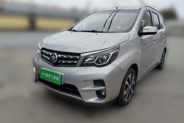 Used Venucia M50V 2017 1.6L XL CVT Luxury Edition