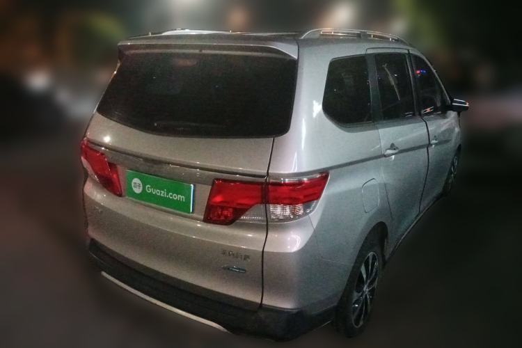 Used Venucia M50V 2017 1.6L XL CVT Luxury Edition Rear Right 45 Deg