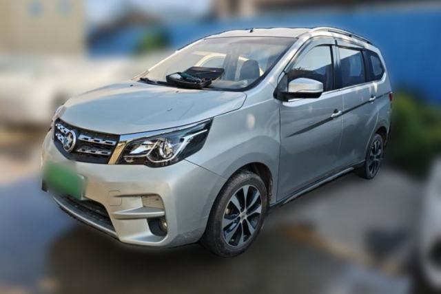 Used Venucia M50V 2017 1.5L XL Manual Comfort Edition