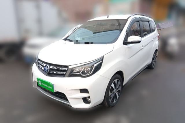 Used Venucia M50V 2017 1.5L XL Manual Comfort Edition