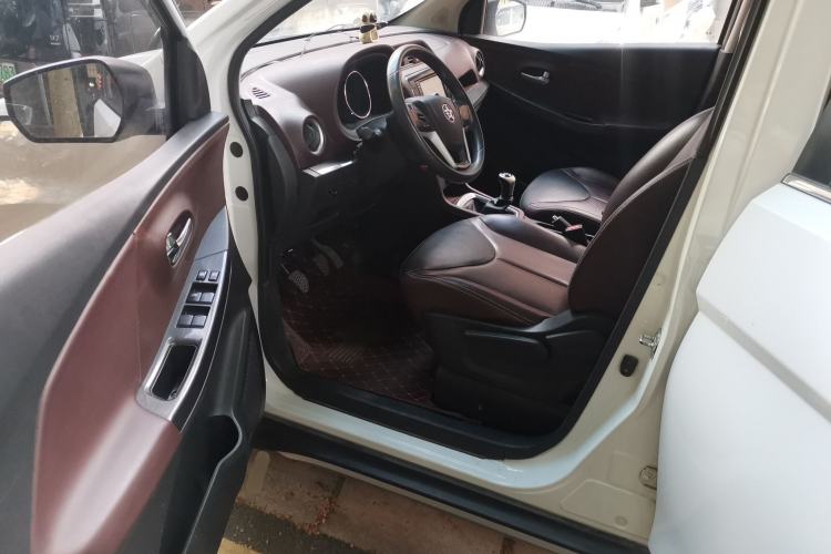 Used Venucia M50V 2017 1.5L XL Manual Comfort Edition Driver Seat