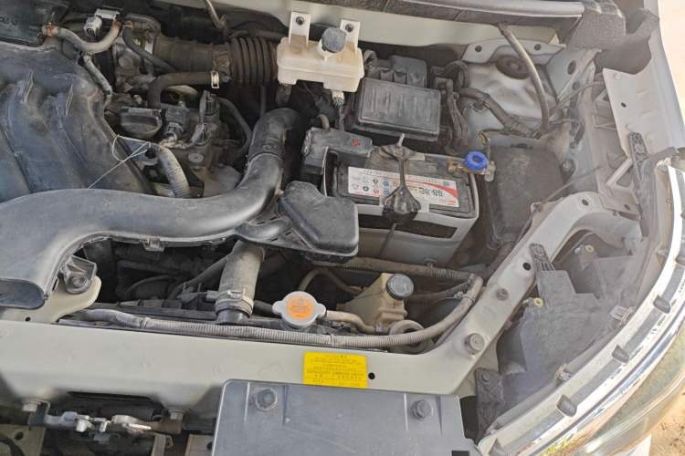 Used Venucia M50V 2017 1.6L XL CVT Luxury Edition Engine Bay Left