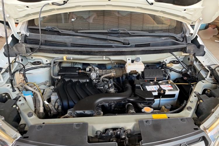 Used Venucia M50V 2017 1.6L XL CVT Luxury Edition Engine Bay