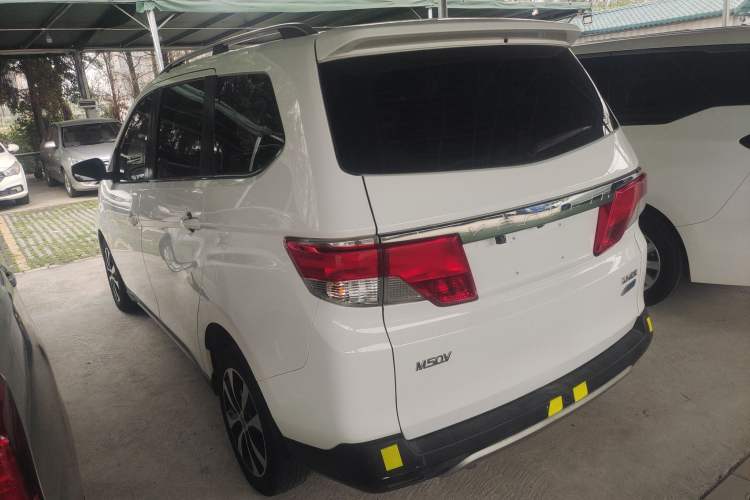 Used Venucia M50V 2017 1.6L XL CVT Luxury Edition Exterior 2