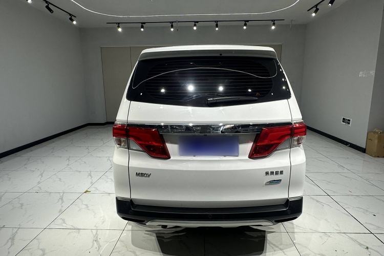 Used Venucia M50V 2017 1.6L XL CVT Luxury Edition Exterior 5