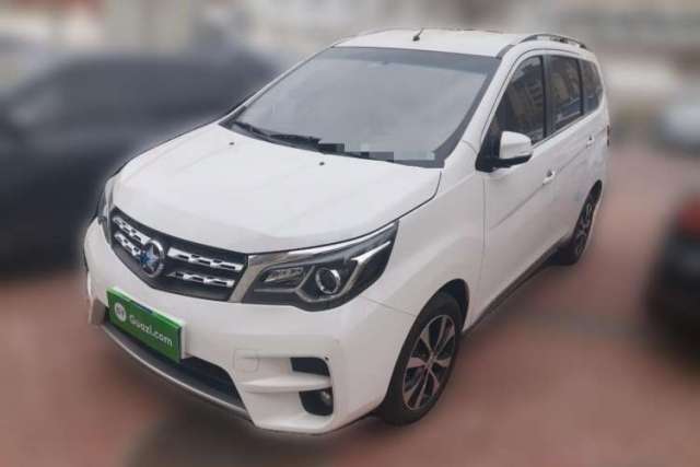 Used Venucia M50V 2017 1.6L XL CVT Luxury Edition