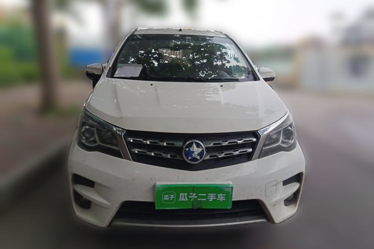 Used Venucia M50V 2017 1.5L XL Manual Comfort Edition Front