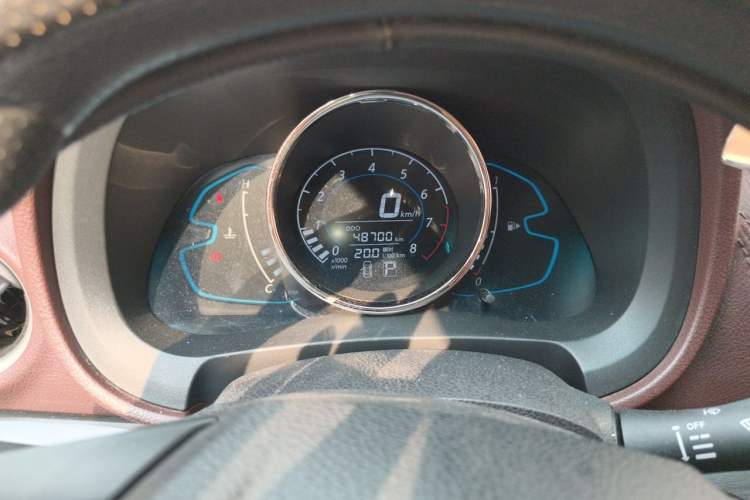 Used Venucia M50V 2017 1.6L XL CVT Luxury Edition Instrument Cluster