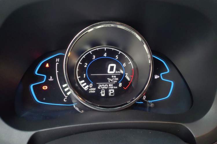 Used Venucia M50V 2017 1.6L XL CVT Luxury Edition Instrument Cluster