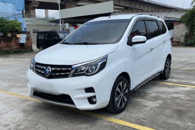 Used Venucia M50V 2017 1.6L XV CVT Deluxe Edition