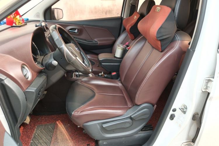 Used Venucia M50V 2017 1.6L XL CVT Luxury Edition Left Front Seat