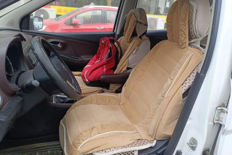 Used Venucia M50V 2017 1.5L XL Manual Comfort Edition Left Front Seat