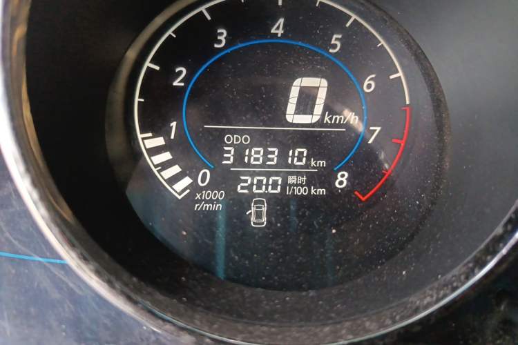 Used Venucia M50V 2017 1.5L XL Manual Comfort Edition Odometer Close Up