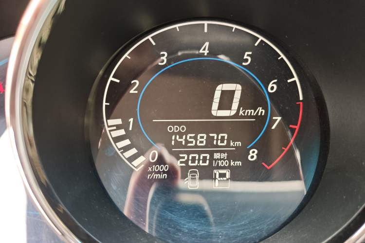Used Venucia M50V 2017 1.6L XL CVT Luxury Edition Odometer Close Up