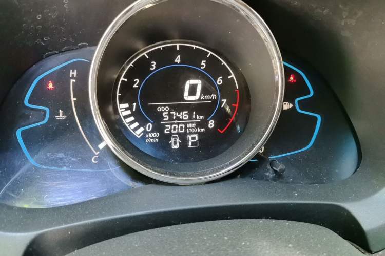 Used Venucia M50V 2017 1.6L XL CVT Luxury Edition Odometer Close Up